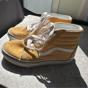 VANS Boys Yellow Suede Canvas High
Top Sneaker - Youth Kids Size 13